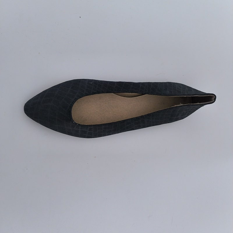 Black Crocodile Print Pointed-Toe Flats