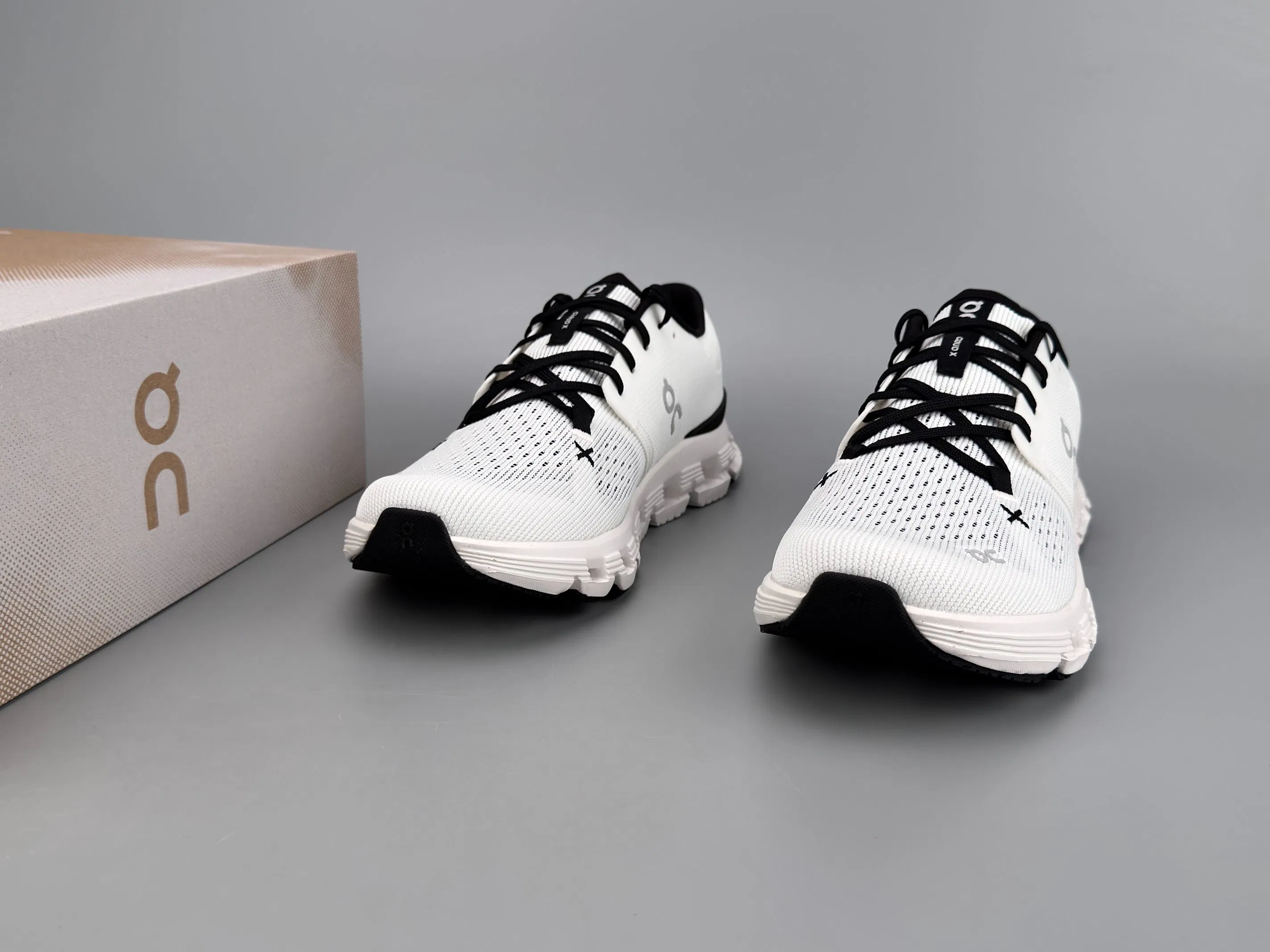1: 1 Wholesale Original Used Men's Running Sneakers