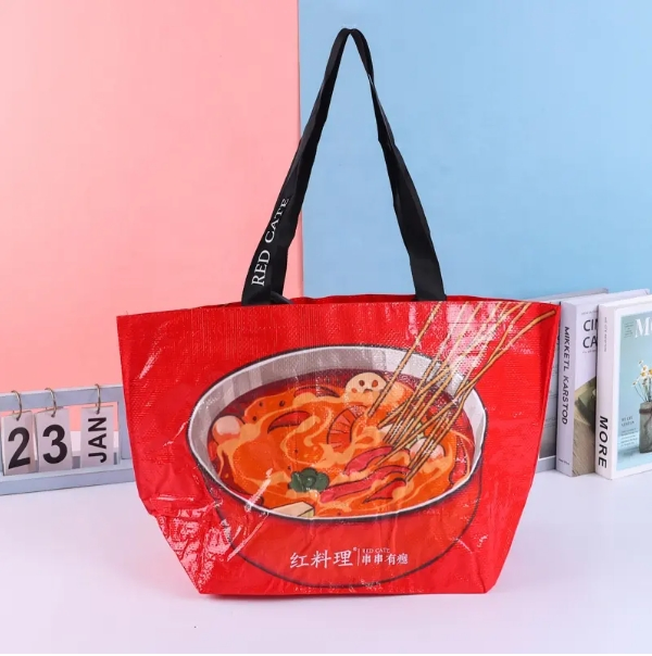 China Manufacturer Custom Reusable Grocery Shopping Bag BOPP Laminated Recycled PP Woven Bag
