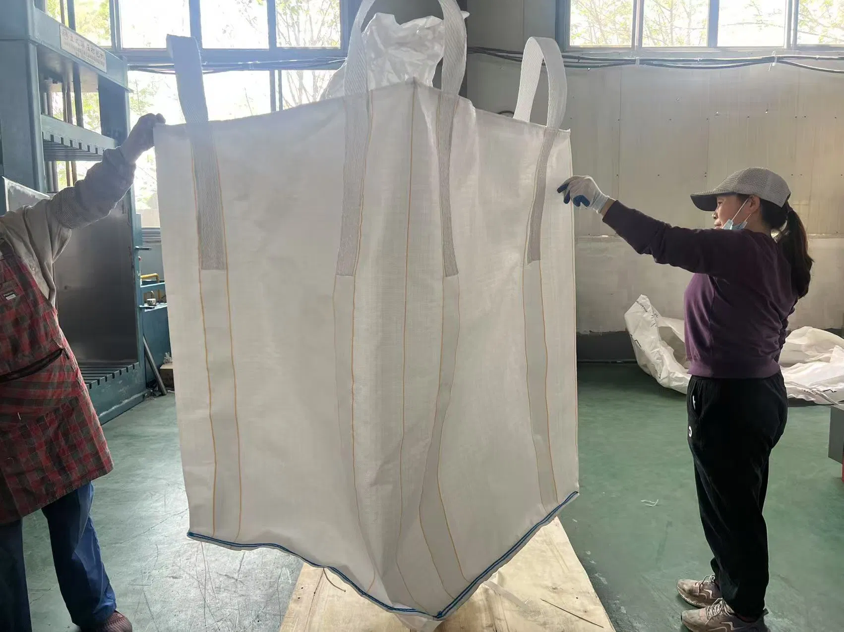 Food Grade Plastic Bag Type Q Super Sack 1 Ton Jumbo Bag Laminated Conductive PP Woven Bag FIBC 1250 Kg Big Bag for Chemical Products