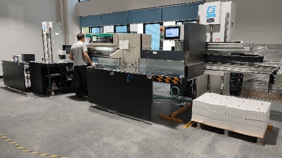 ChicBeauty Bag automated cutting machine for PP woven fabric — precision manufacturing