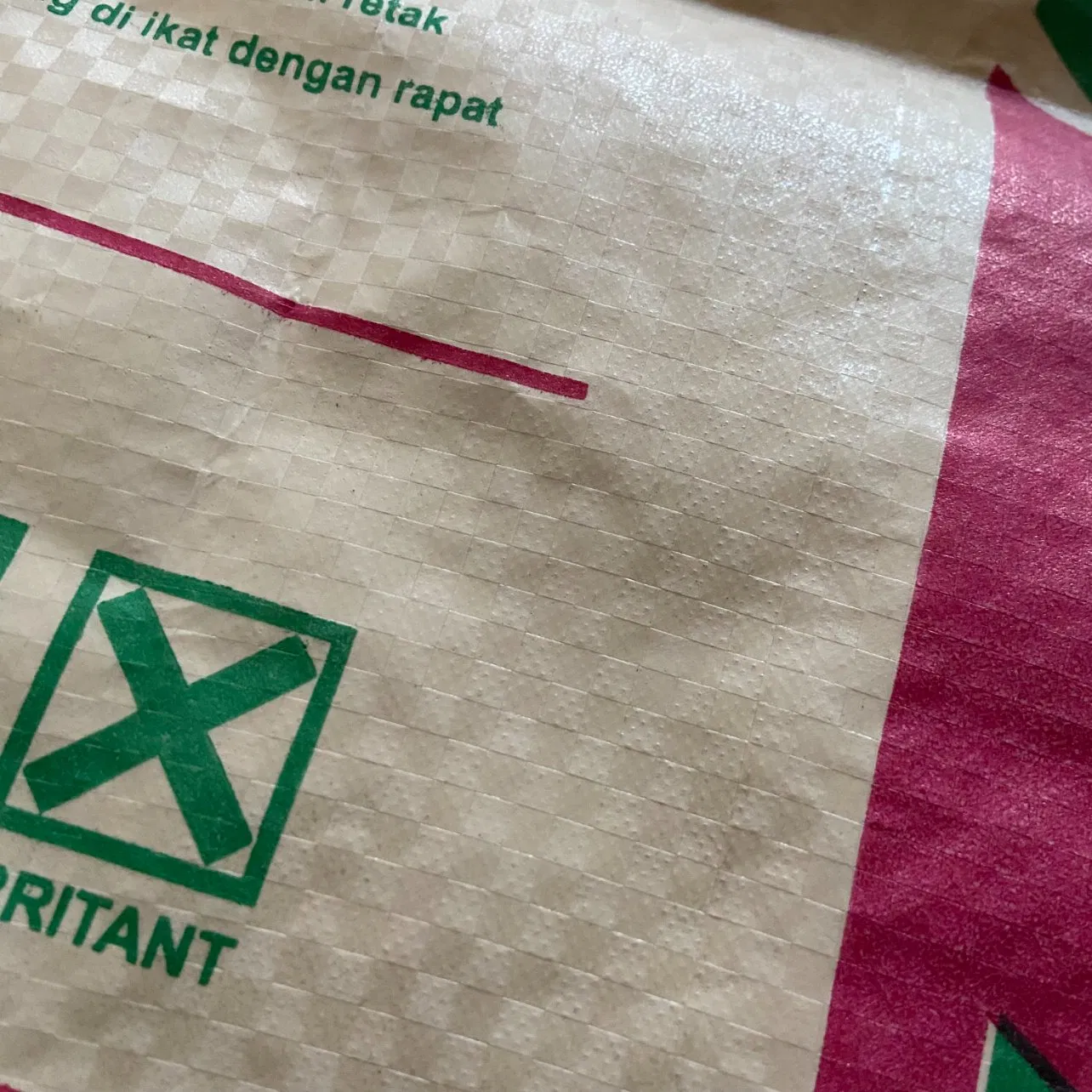 Mortar Cement Bag Multiwall Kraft Paper Tile Adhesive Valve Bag PP Woven Bag Small Sacks Empty Cement Bag PP Valve Bag 25 Kg 40 Kg 50 Kg Cement Sack