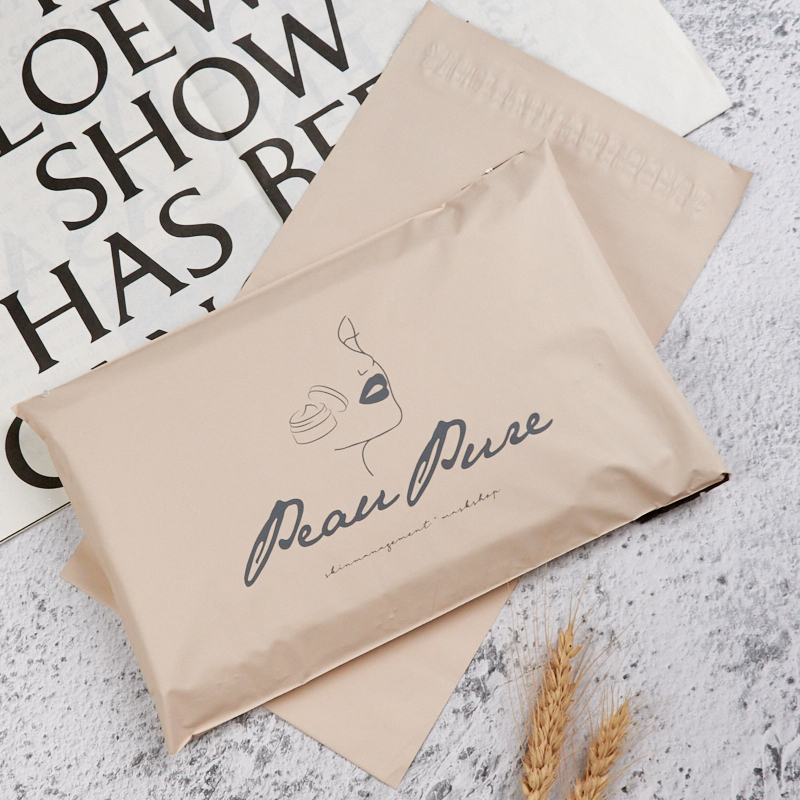 Custom Biodegradable Matte Frosted PE Ziplock Resealable Plastic Packaging Poly Zip Lock Bag with Logo for Clothing Shoes Socks