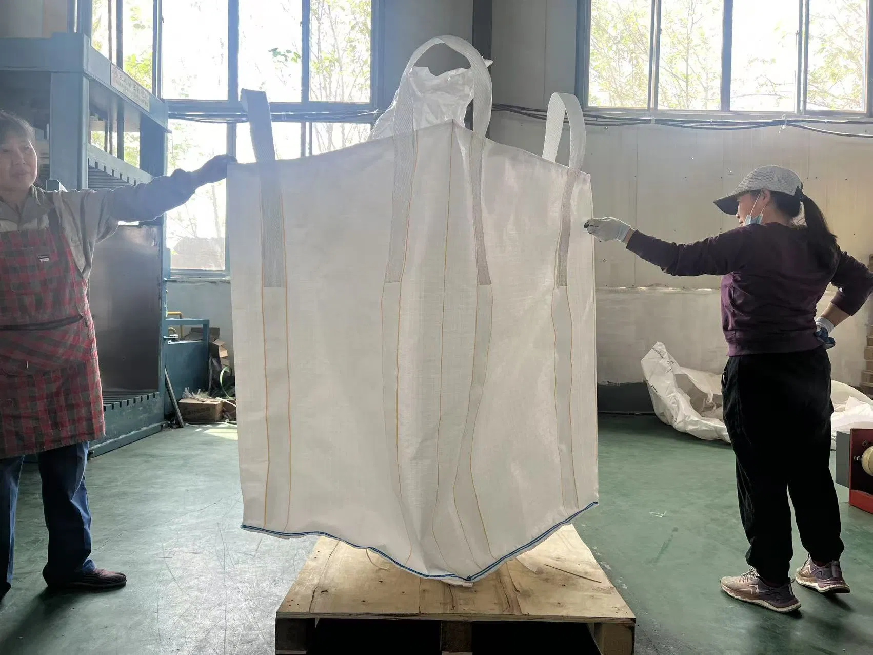 Food Grade Plastic Bag Type Q Super Sack 1 Ton Jumbo Bag Laminated Conductive PP Woven Bag FIBC 1250 Kg Big Bag for Chemical Products
