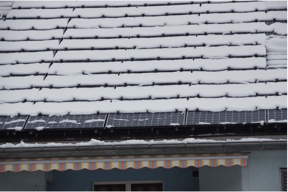 Factory Directly Supply Cheap Price 2024 New Solar Cleaning Tools Solar Panel Snow Brake Solar Components for Solar Panel Use