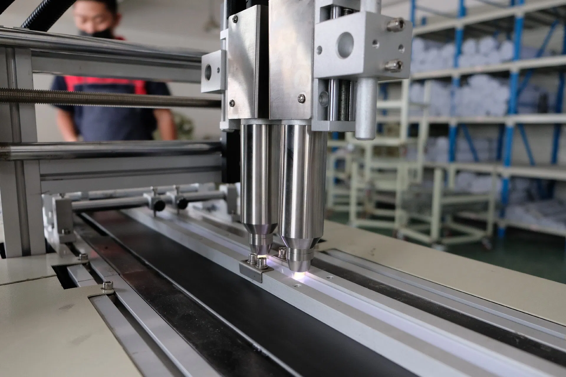 Plasma Treatment System for Plastic Surface Cleaning