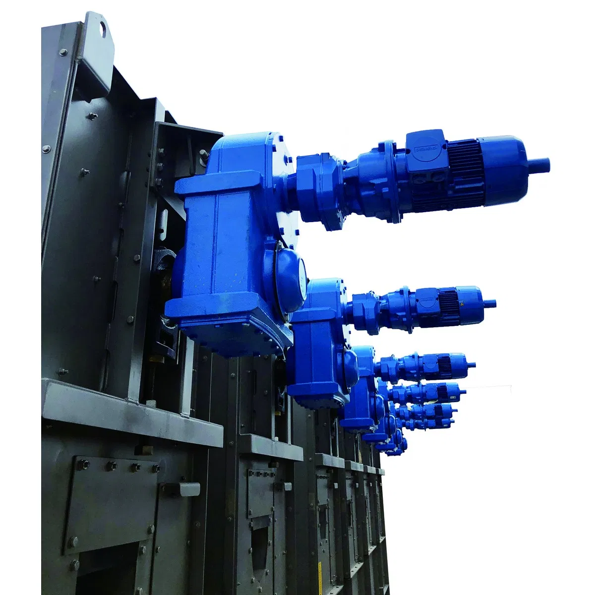 Innovative River Lake Screening System with Custom Mechanical Bar Screen