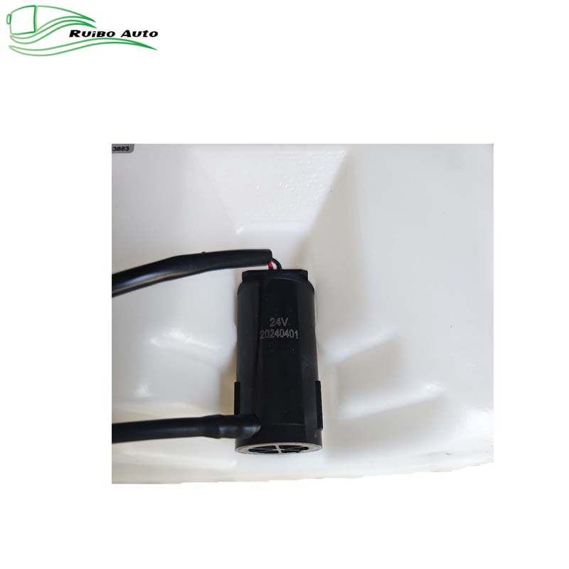 China Truck Bus Auto Spare Parts Wiper System Radiator Washer Pot 1610552500005 for Foton Auv Yutong Higer Bus