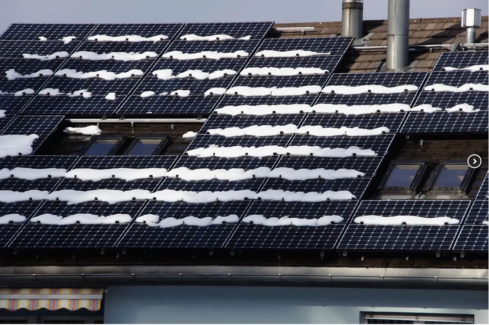 Solar Panel Snow Brake Details