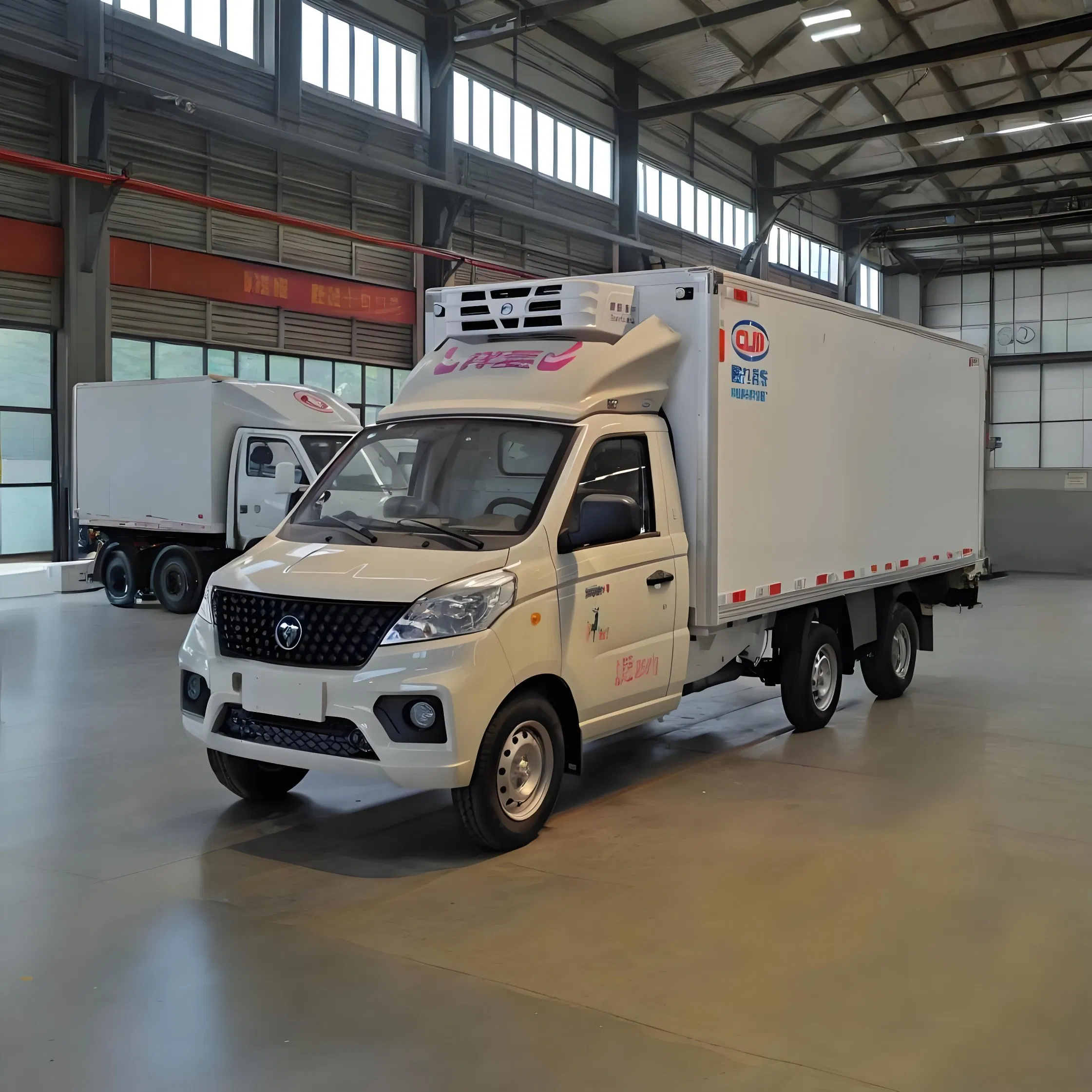 Small Refrigerated Vehicles Ensure The Safety and Quality of Distribution