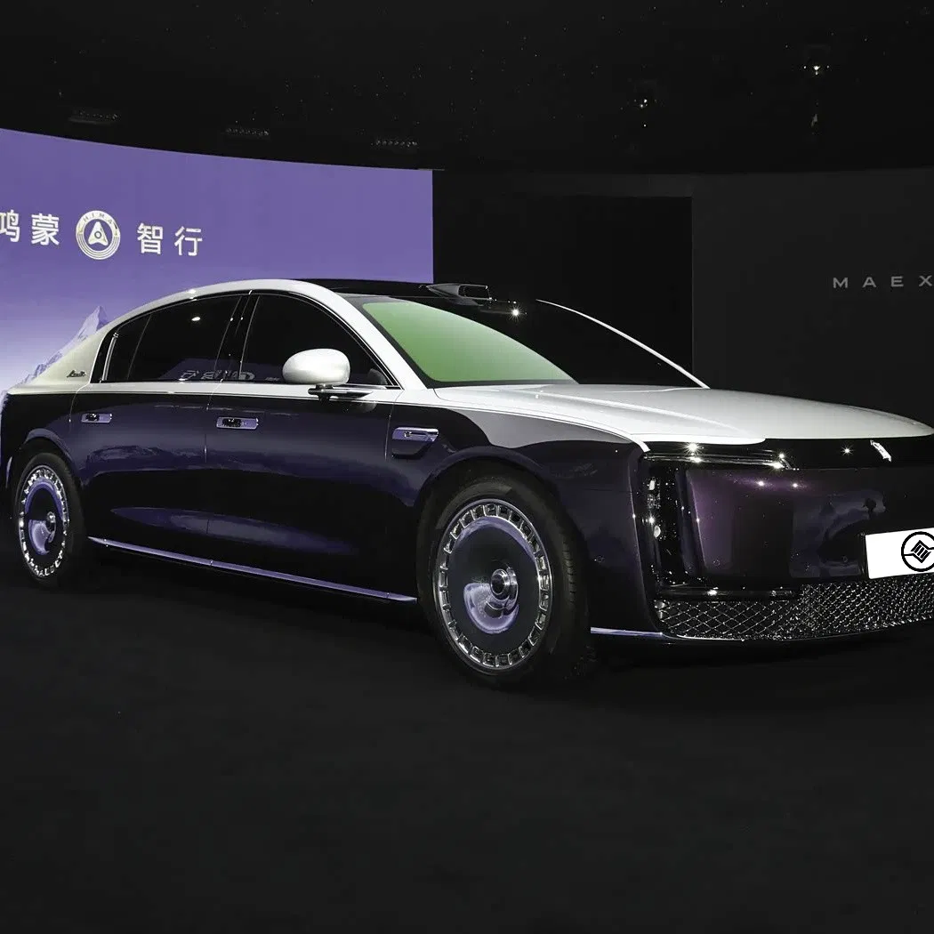 2025 Model for Huawei Maextro S800 SUV Starlit Executive Edition 5-Seater Large Electric Vehicle New Car Comfort Safety Features