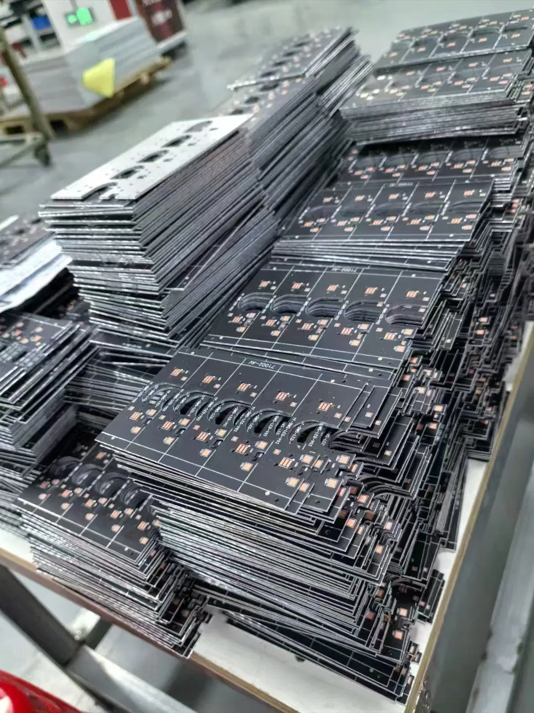 Advanced PCB Manufacturing for Automotive LED Lighting Systems with Aluminum Mc PCB