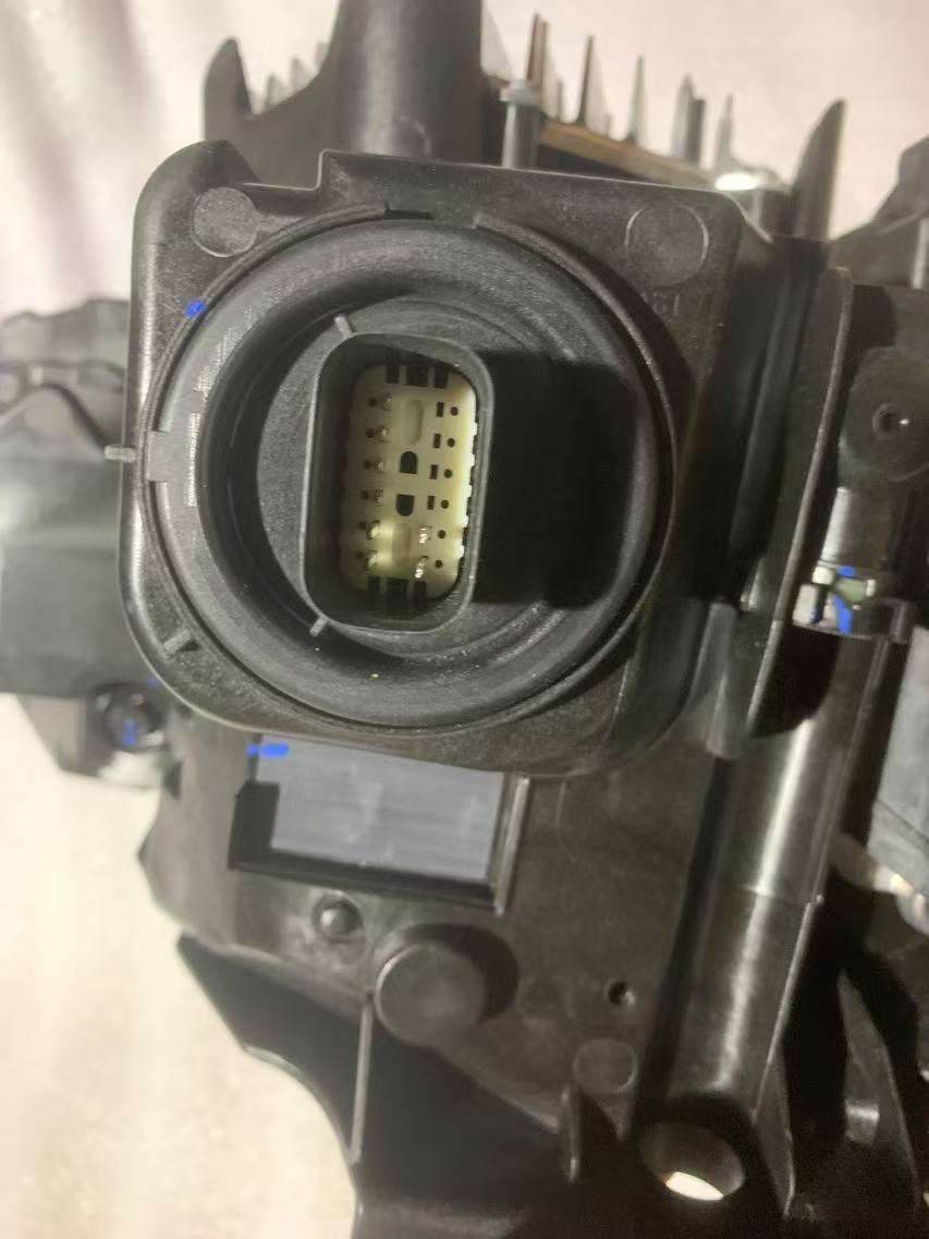 High Quality Automotive Lighting System Auto Head 84985774 87826007 85628016 85568148 84957483 for Bu-Ick Envision-S 8pins High