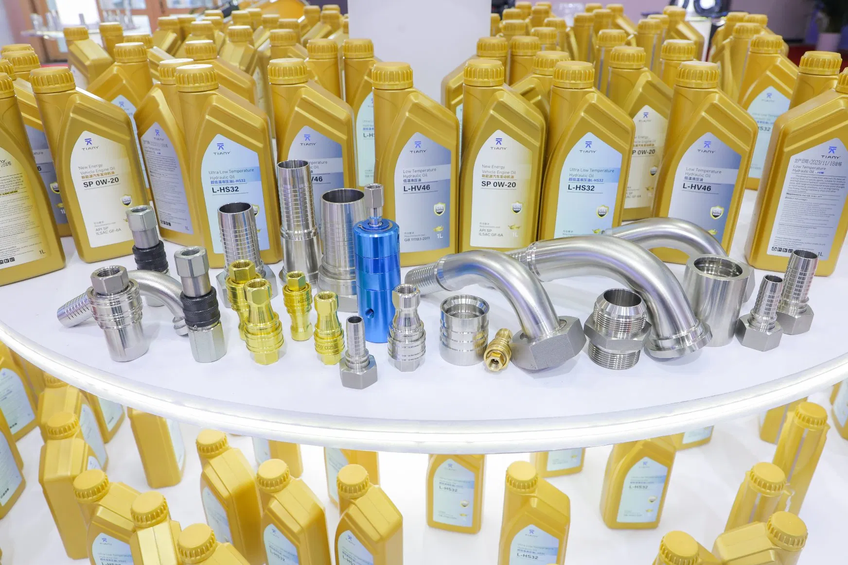 Hydraulic Oil Ctl Fully Synthetic L- HS32 Ultra Low-Temperature Industrial Lubricant