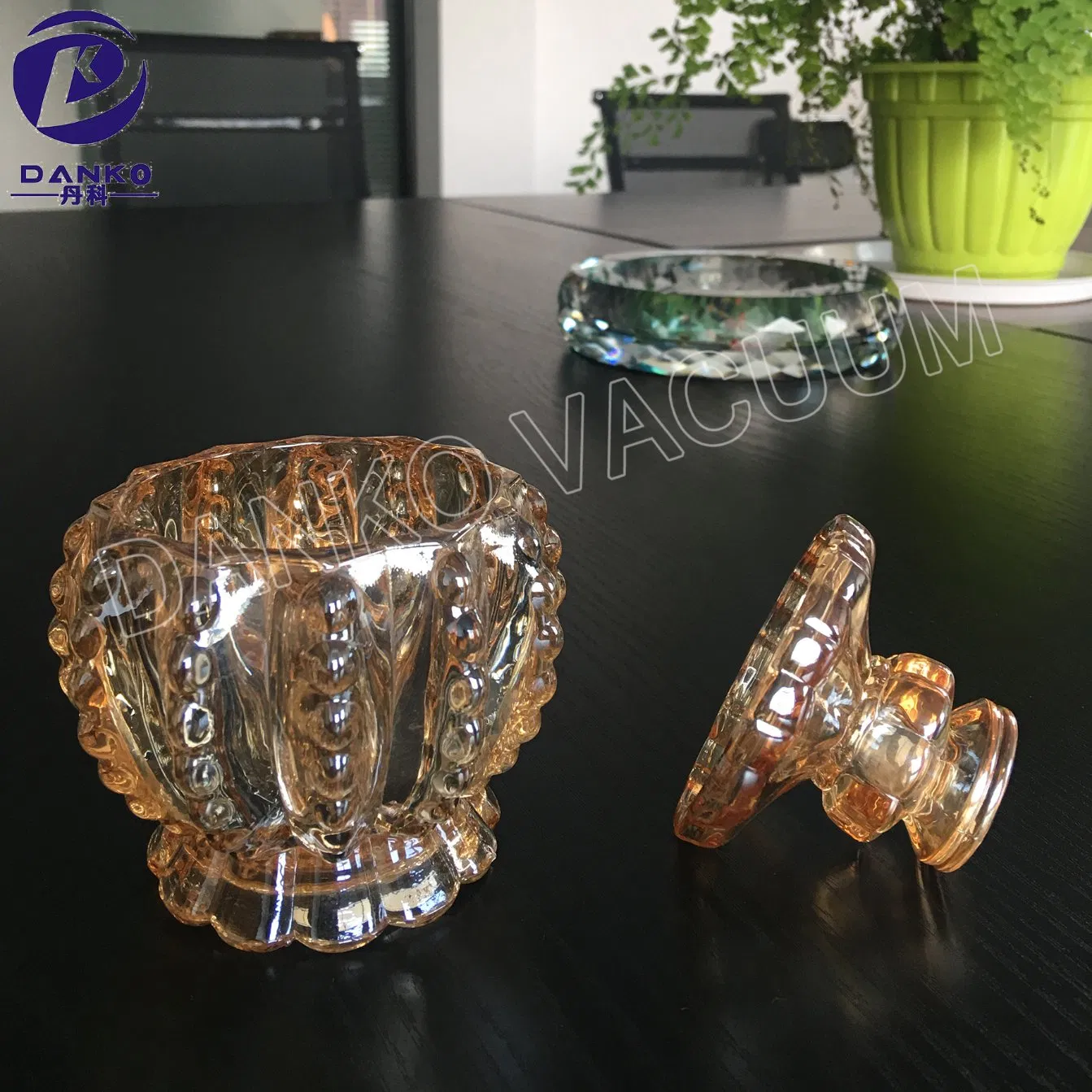 Plastic Toys Nylon Acrylic Glass High Vacuum Evaporation Coating System