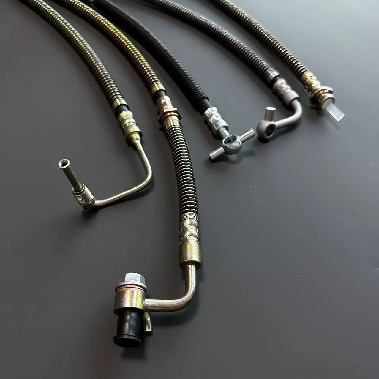 SAE J1401 Standard Hydraulic Oil Pipe 1/8 Inch High-Pressure Resistant Rubber Braided, Suitable for Industrial Automotive Truck Motorcycle Braking Systems