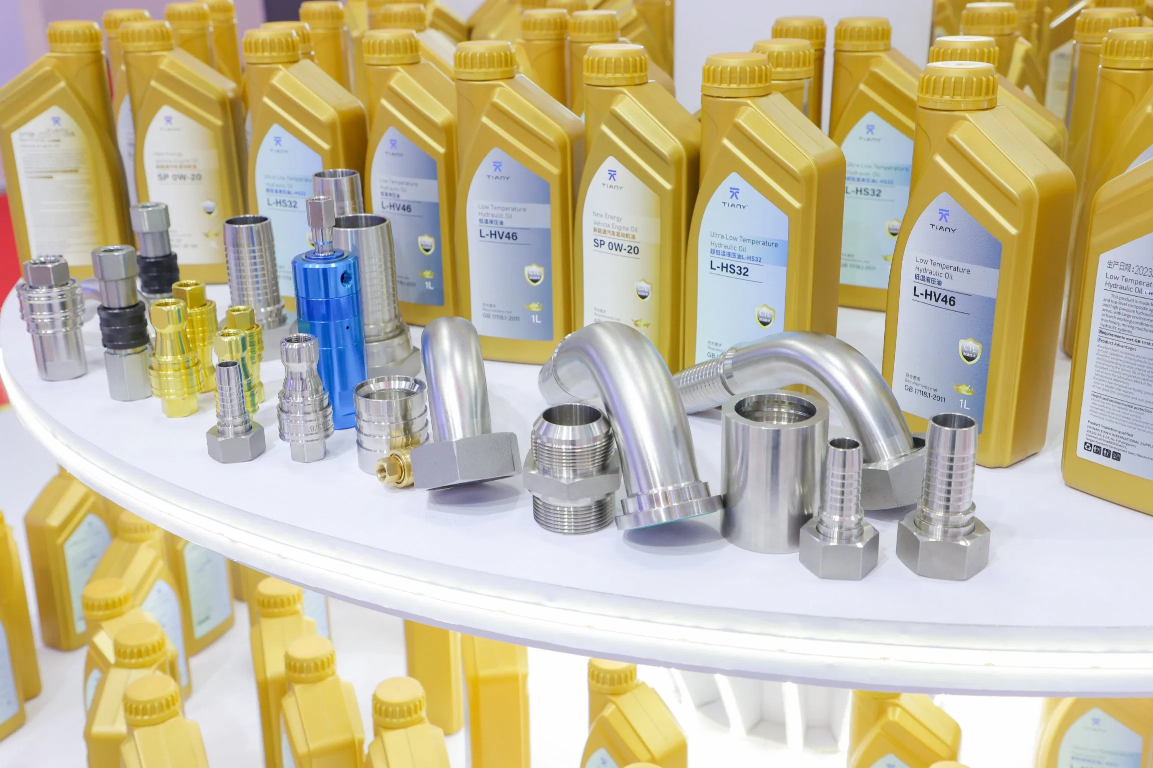 Hydraulic Oil Ctl Fully Synthetic L- HS32 Ultra Low-Temperature Industrial Lubricant