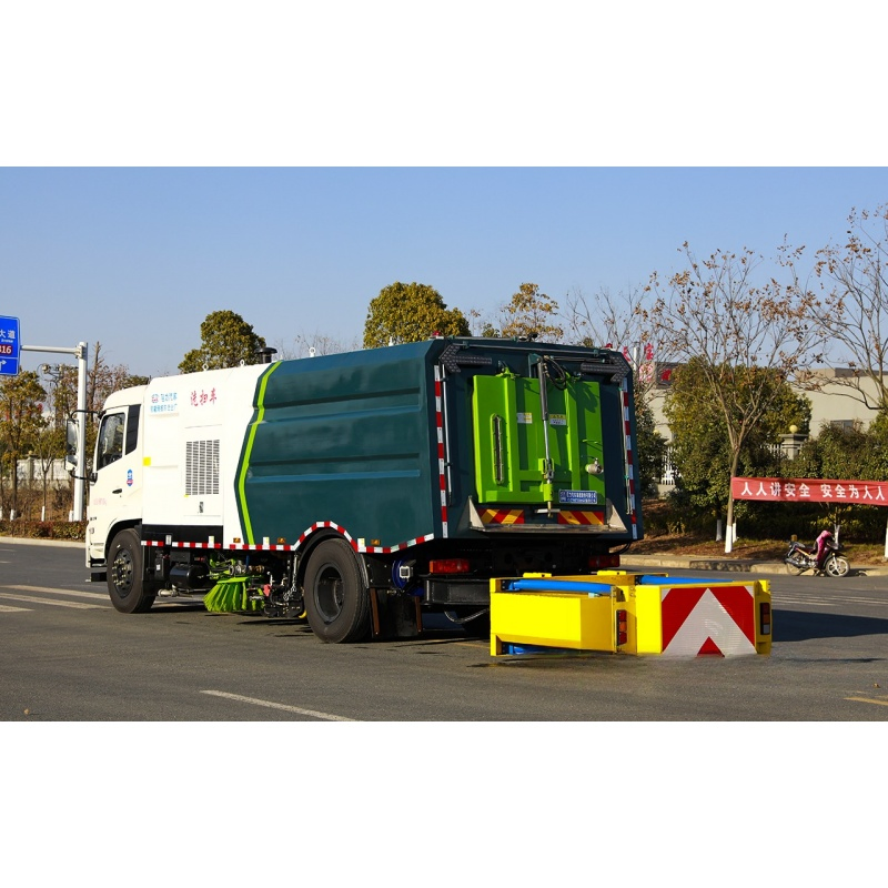 Compact Washing and Sweeping Vehicle with Rear Mounted Anti Collision Buffer for Narrow Street Cleaning and Safety