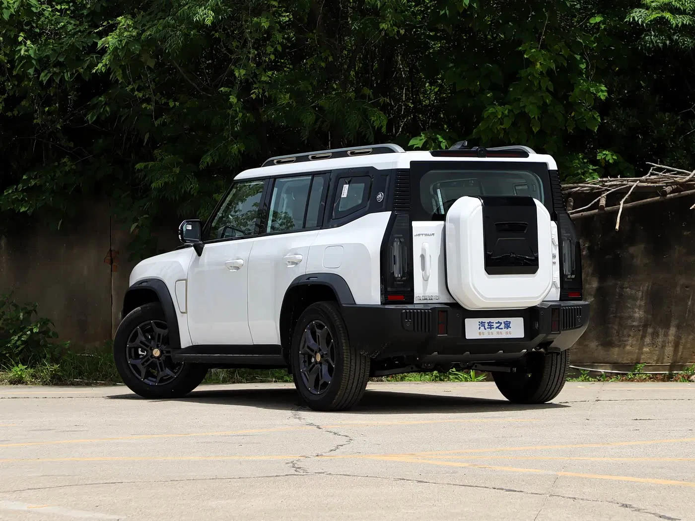 Jetour Traveller View 4