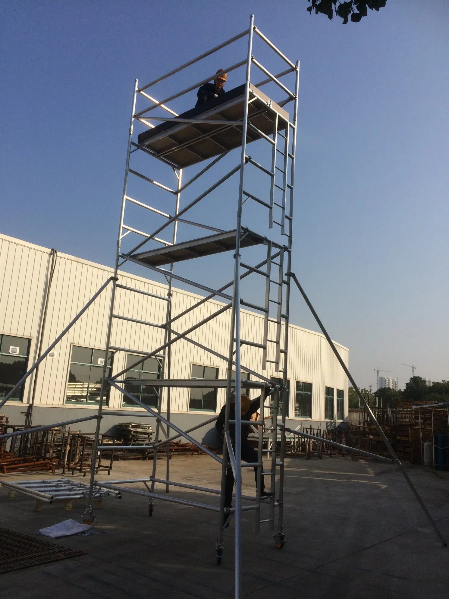 Cheap Mini Mobile Stairs Aluminum Scaffolding Portable Aluminium Folding Scaffolding Tower Mobile Scaffold