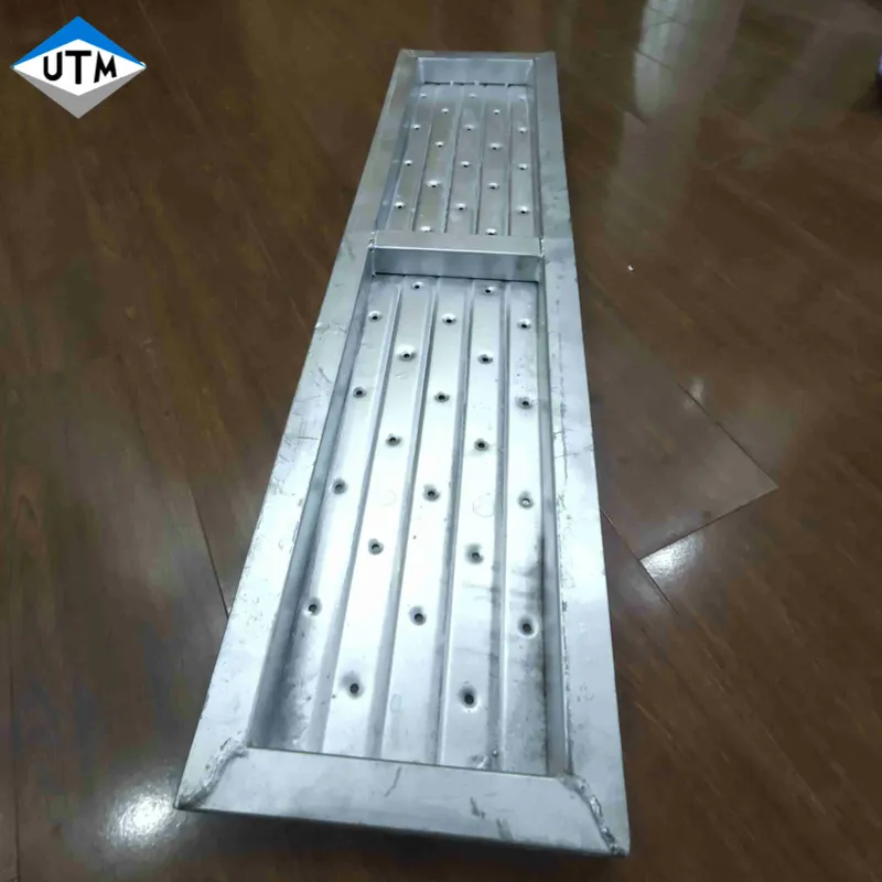 Galvanized Plank Detail 2