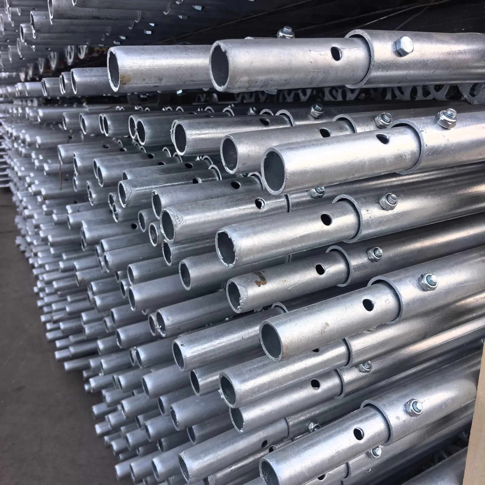 High Frame Safety Large Space Moisture Resistant Frame Scaffolding Ring Lock System