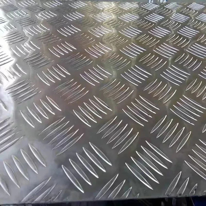 Anti-Slip Stainless Steel Walkway Plate - 304/316 Grade with Diamond/Tread Pattern for Industrial Platforms and Stair Treads