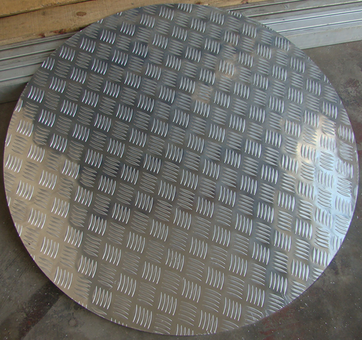 High Quality Anti-Slip Aluminum Tread Plate 3003 5052 Embossed Pattern Sheet