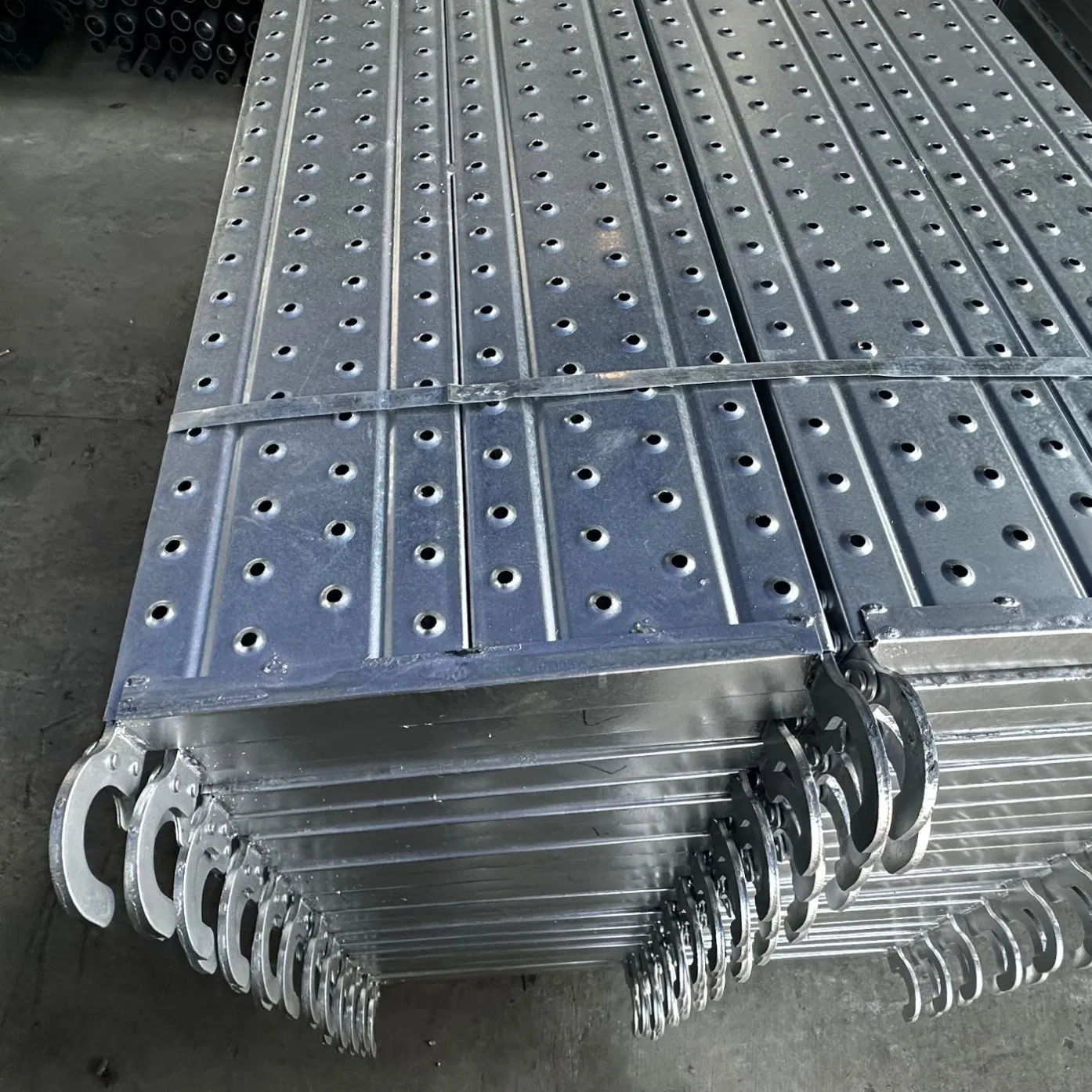 Steel Plank Scaffold Walk Board Galvanized Scaffolding Plank Durable Galvanized Steel Scaffolding Plank for Reliable Construction Projects