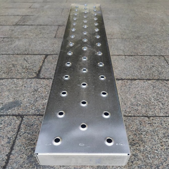 Scaffolding Galvanized Kwikstage Steel Plank/Steel Board with Hook Walk Through Scaffold