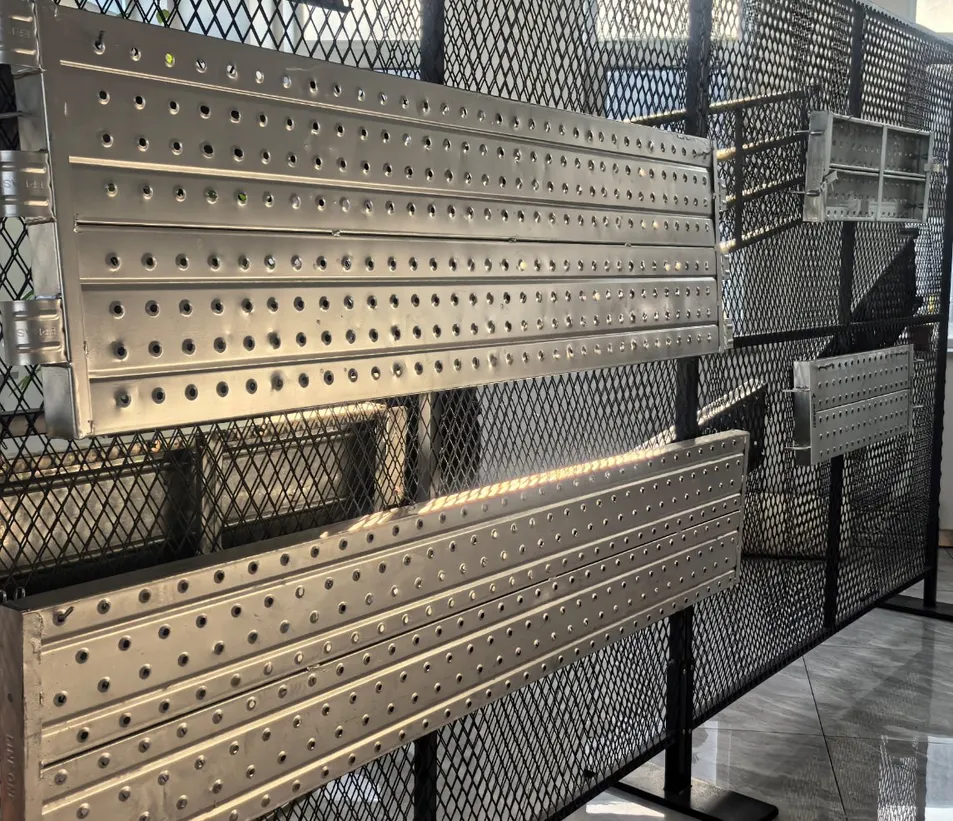 High-Strength Scaffold Planks