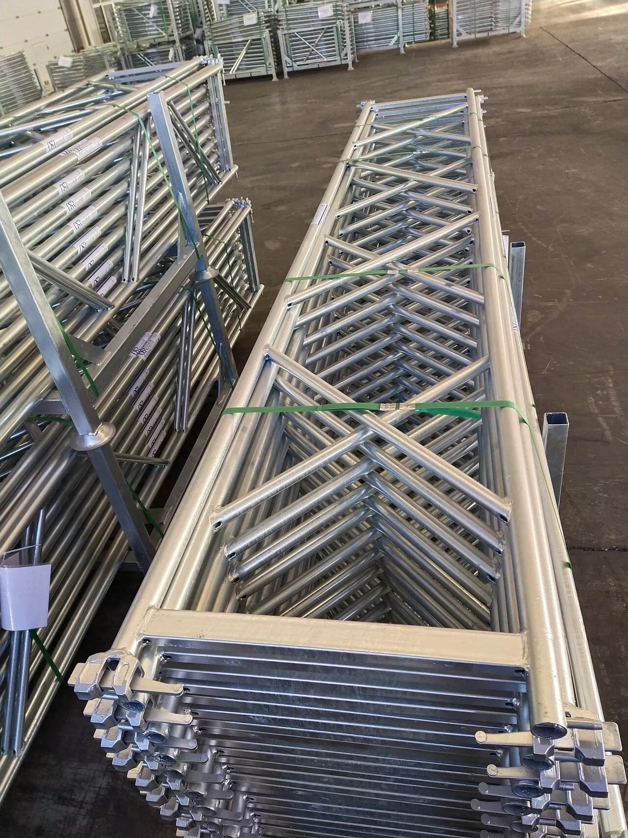 Building Material Construction Hot DIP Galvanized Heavy Duty Q355/Q235 Metal Layher All Round Steel Ringlock Scaffolding Building Material Certification