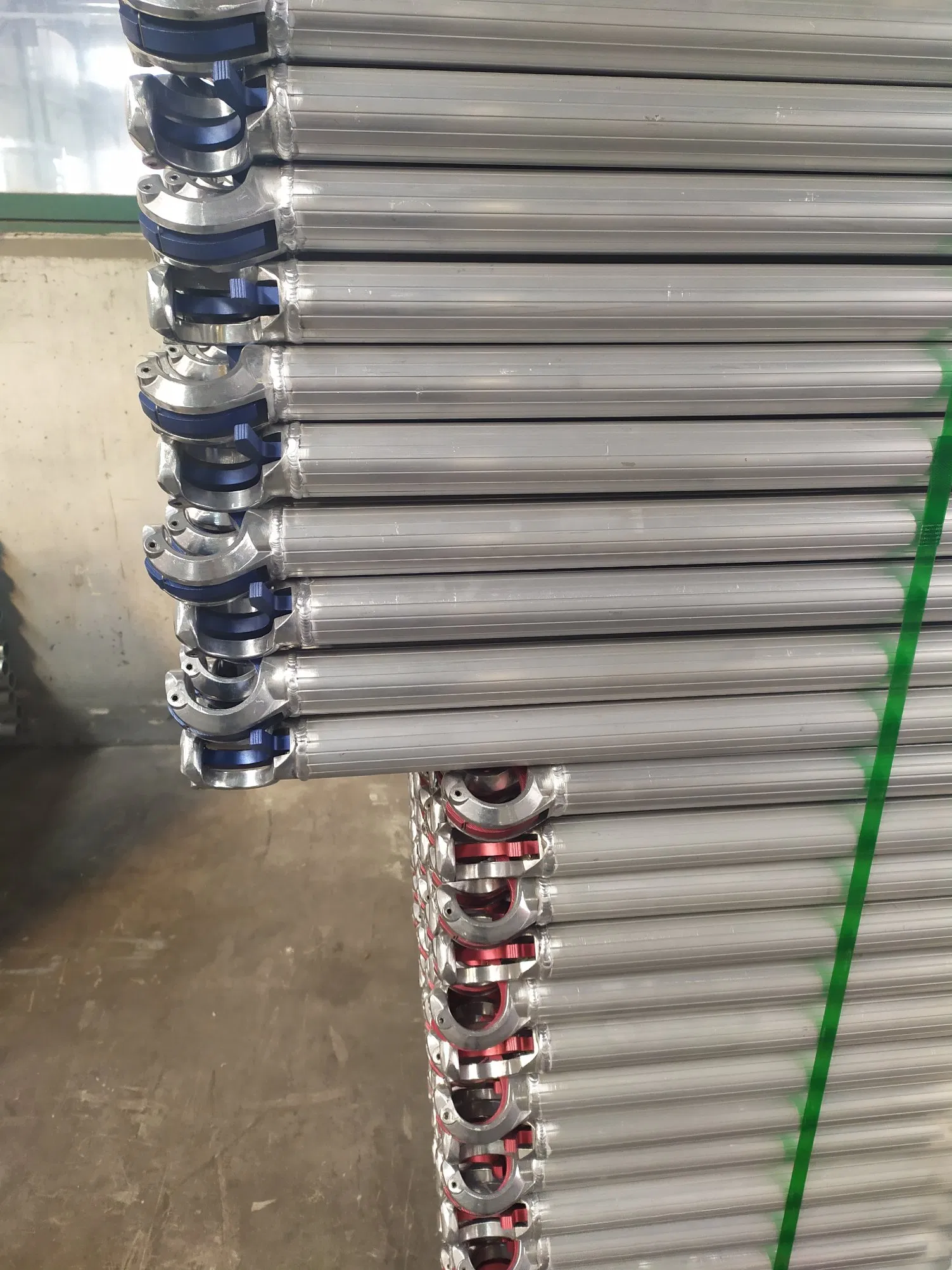 Cheap Mini Mobile Stairs Aluminum Scaffolding Portable Aluminium Folding Scaffolding Tower Mobile Scaffold