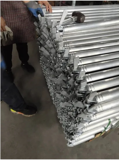 Heavy-Duty Painted Cuplock Vertical Standard for Construction Projects