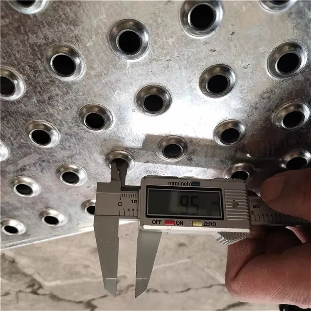 Aluminium Metal Grating Grip Strut Perforated Sheet Plank Anti Slip Stair Treads Grating Deck Crocodile for Stair Tread