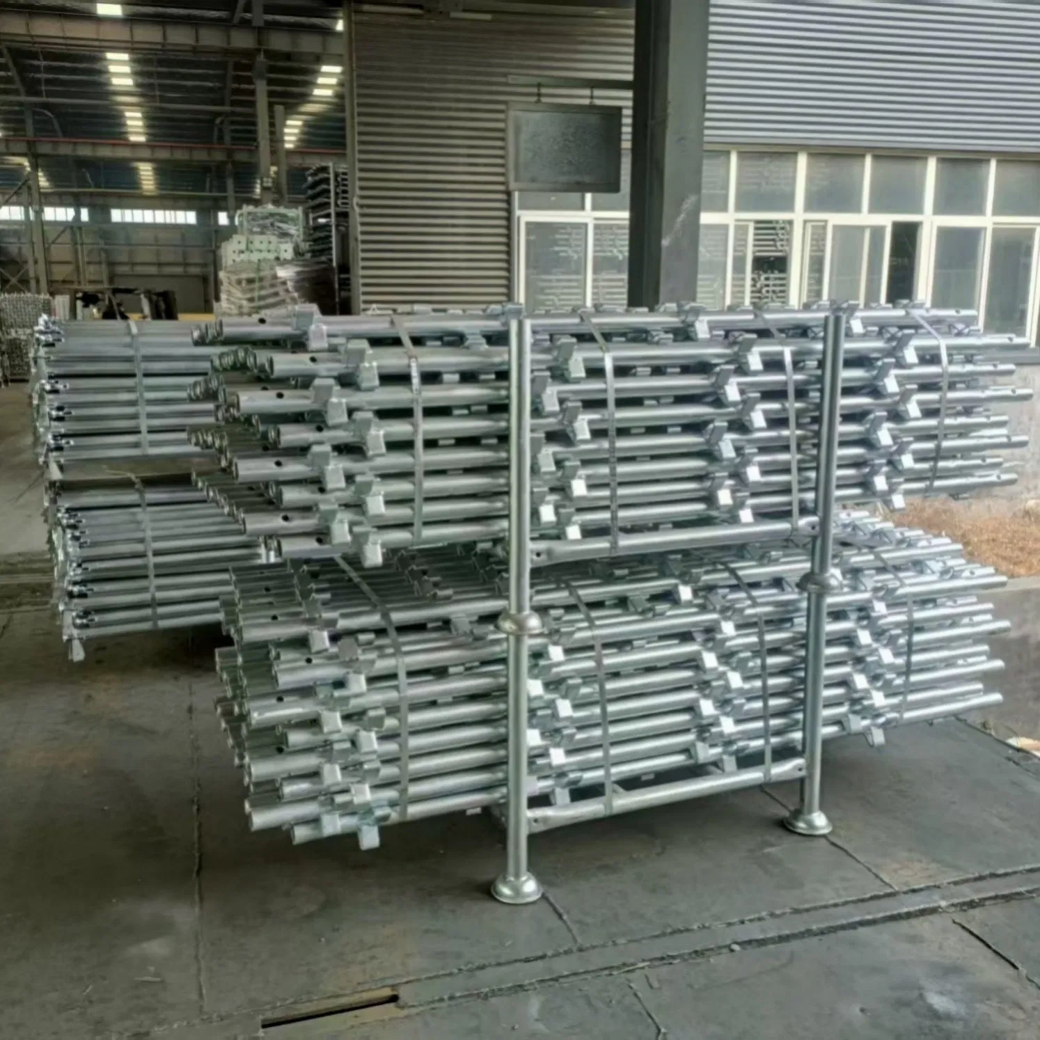 Quick Platform Kwikstage Scaffolding Includes Integrated Decking Systems That Install Rapidly Without Separate Components