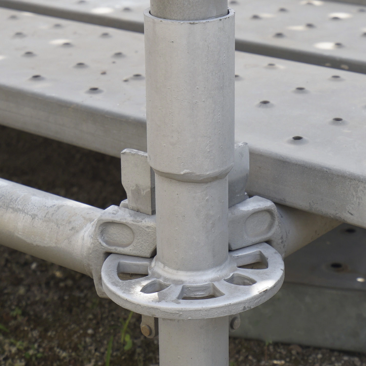 Cheap Price of Adto Hot Dipped Galvanized Steel Rainlock Scaffolding Frame System for Sale