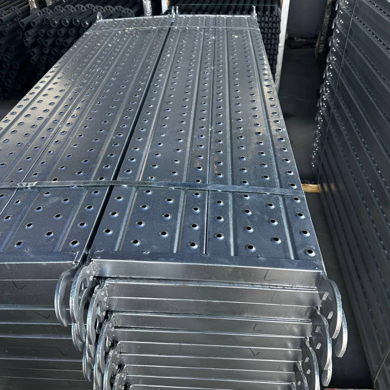 Steel Plank Scaffold Walk Board Galvanized Scaffolding Plank Durable Galvanized Steel Scaffolding Plank for Reliable Construction Projects