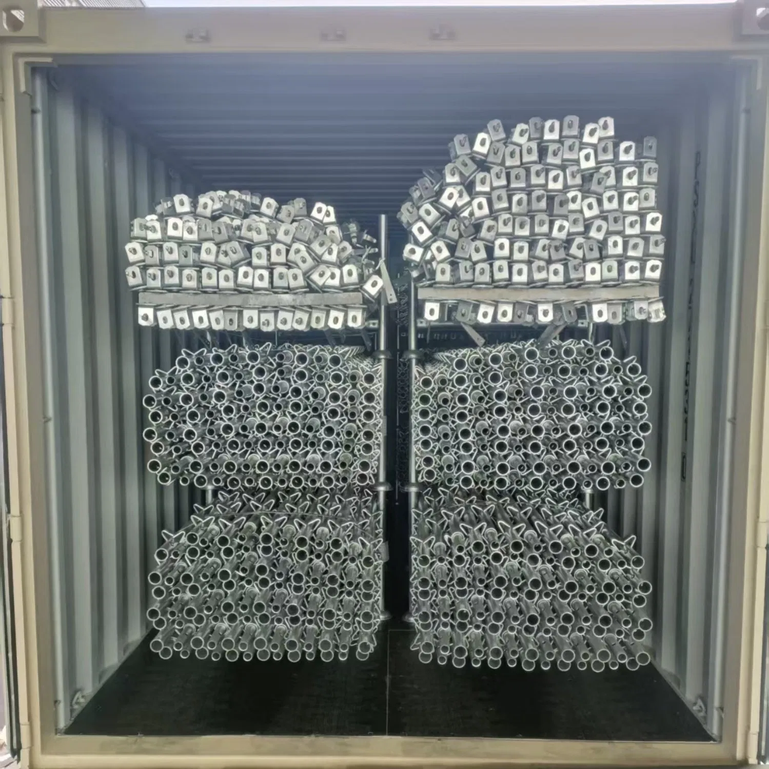 Quick Dismantle Kwikstage Scaffolding System Allows Rapid Disassembly and Reassembly for Moving Between Work Areas