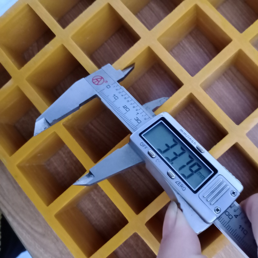 Flam Salt Insulation Anti Slip Sanding Fiberglass Grating Ditch Cover Walk Board