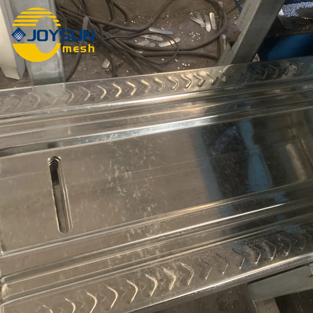 Non-Slip Galvanized Steel Scaffold Board for Working at Height Metal Scaffold Walk Board with Anti-Skid Design