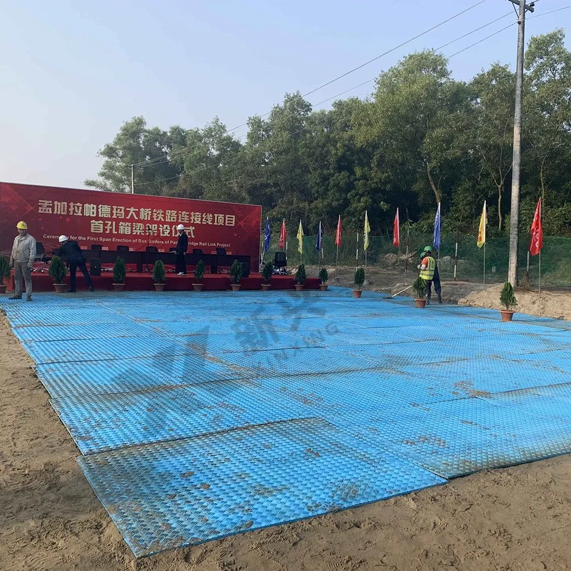 Walkways Road Panel Temporary Ground Protection Event Flooring Matting Board