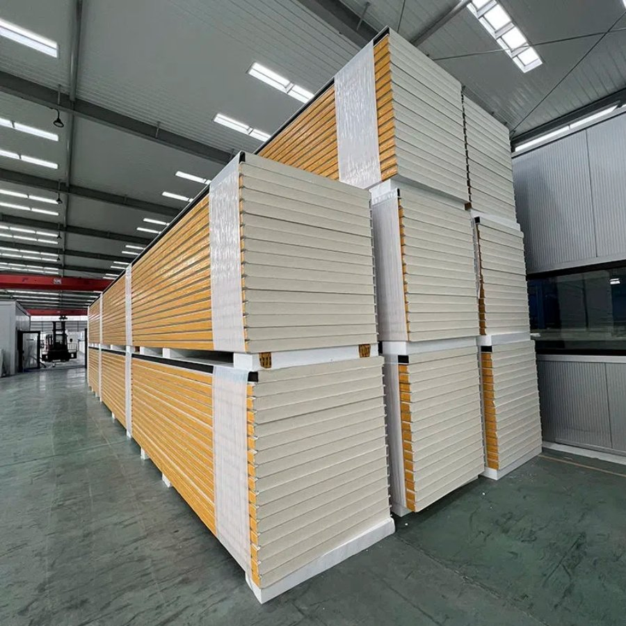 Light Weight PU Sandwich Panel for Aerial Walkway Floor Construction