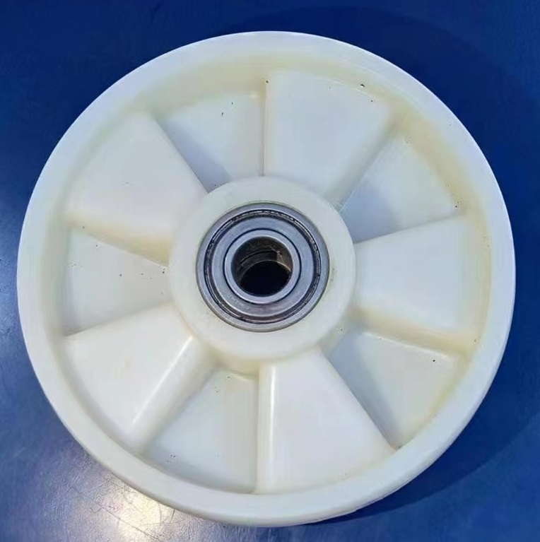 steering wheel with bearing