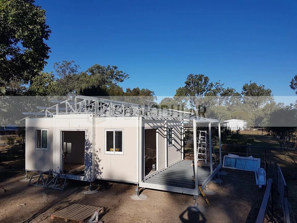 Stylish Finished Expandable Container Accommodations for Students