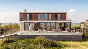 Office and Living House