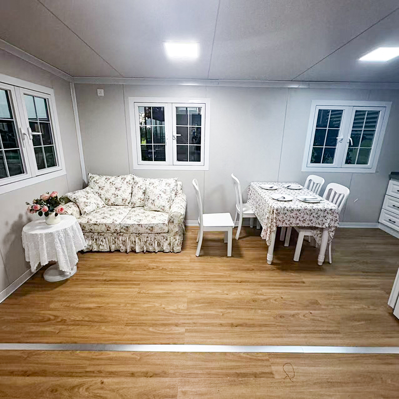 40FT Modular Expandable House Volumetric Design Moisture Barrier Sustainable Materials