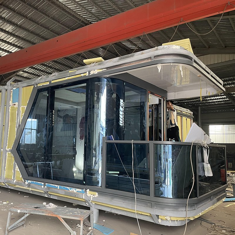 Flexible Modular Space Capsule House for Quick Setup in Offices, Healthcare, Mobile Units, and Recreation