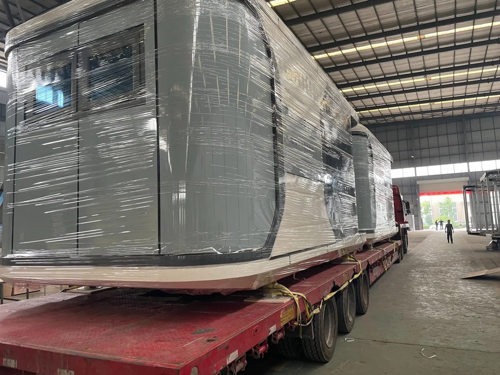 Smart Automated Expandable PVC Prefab Capsule House for Energy-Efficient Shelter