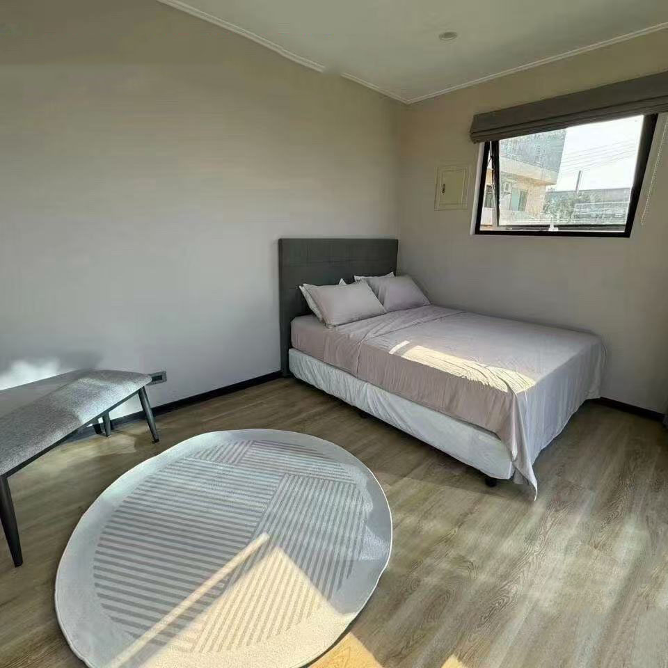 Intelligent Heat-Insulating Prefabricated Modular Residential Outdoor Living Space Capsule House